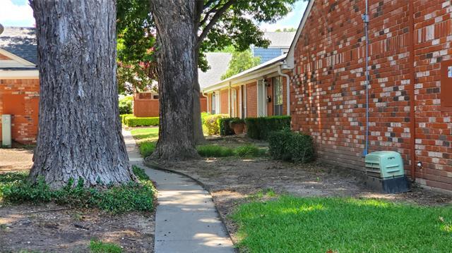 Building Photo - 943 Roaring Springs Rd