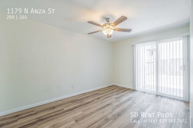 Building Photo - El Cajon Newly Renovated Duplex w/ A/C, La...