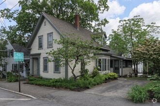 Building Photo - 62 Rumford St