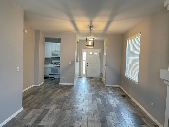 Building Photo - 3103 Falling Waters Ln