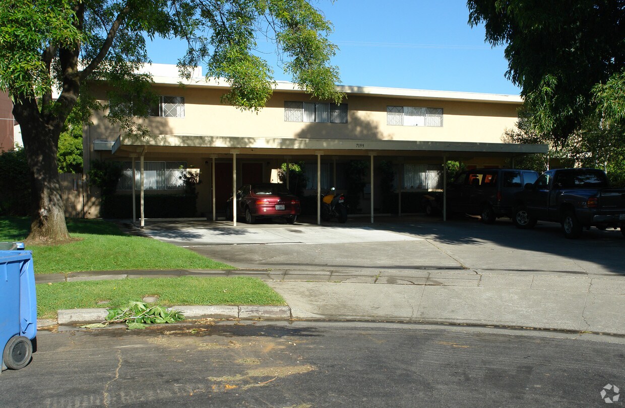 Foto del edificio - 7199 Galli Ct