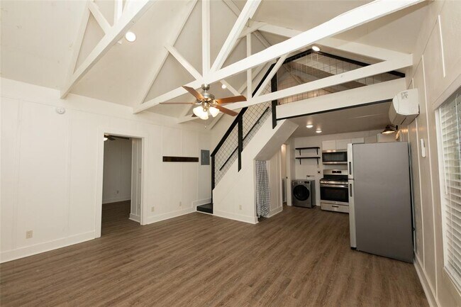 Building Photo - 286 Sweet pea Ln