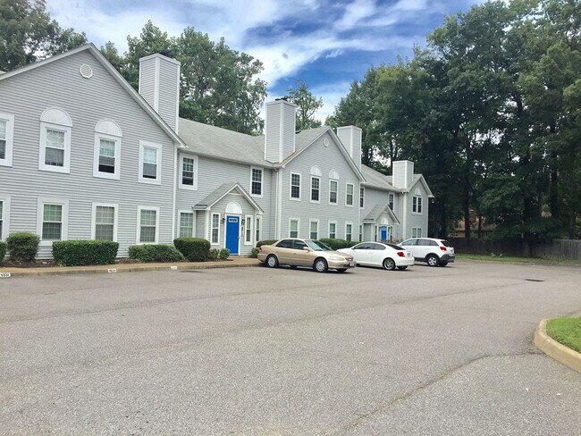 Foto del edificio - 4839 Station House Ln