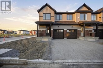 Building Photo - 735 Haflinger Row