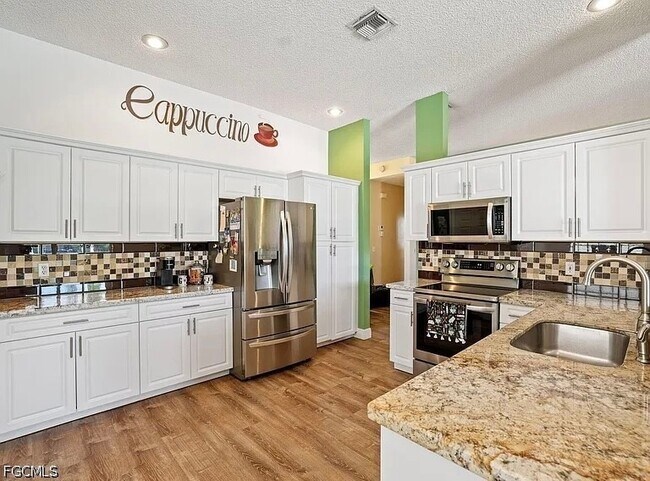 Foto del edificio - 6027 NW 73rd Ct