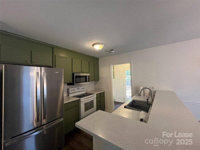 Foto del edificio - 10227 Grand Junction Rd