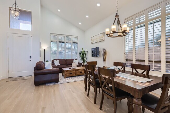 Foto del edificio - 6408 E Waltann Ln