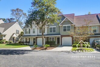 Building Photo - 230 Darcy Ave Building Photo - 230 Darcy Ave