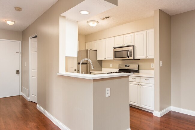 Foto del edificio - 2257 Hedgerow Road