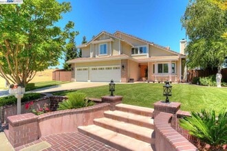 Building Photo - 3644 Glasgow Cir