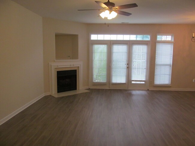 Building Photo - West Winston-Salem Close to Lewisville