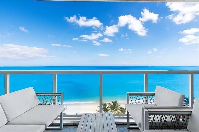 Foto del edificio - 6051 N Ocean Dr