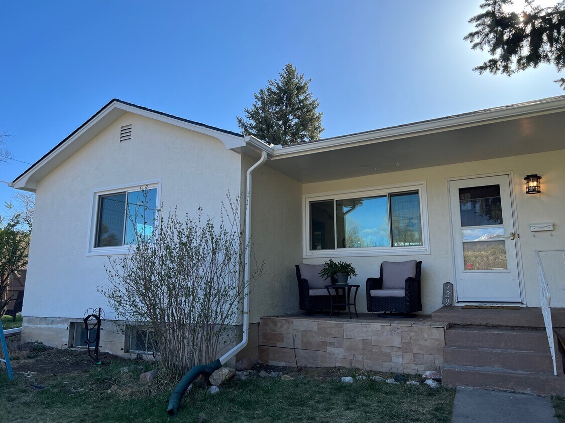 Primary Photo - 729 N 31st St