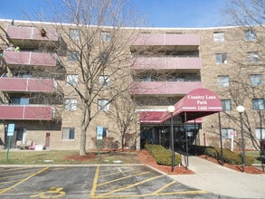 Building Photo - 1460 Fairlane Dr