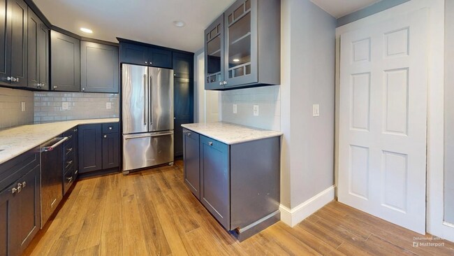 Foto del edificio - 55 Brentwood St