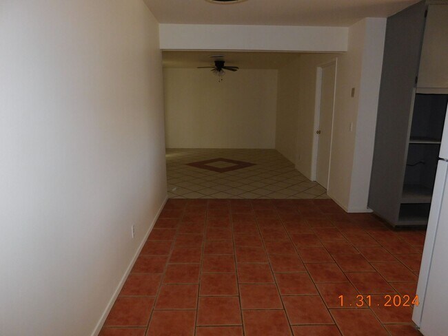Foto del edificio - 400 S Gordon St