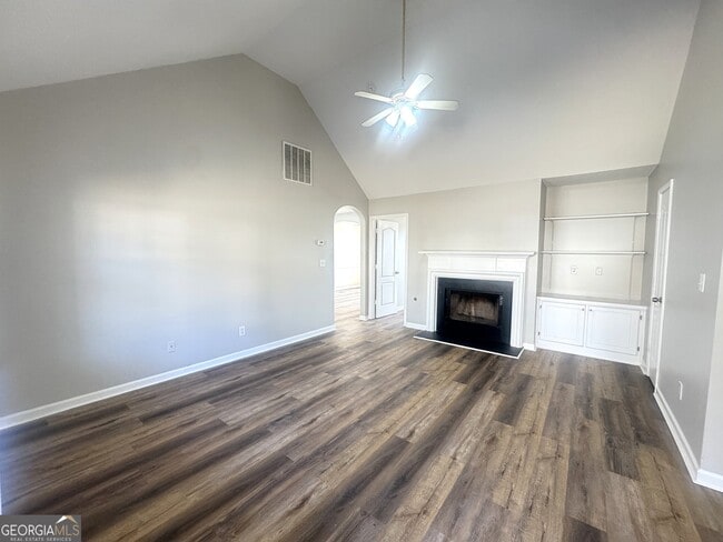 Foto del edificio - 112 Misty Ridge Trail