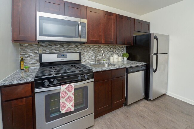 Foto del edificio - Duncan Hill Apartment Homes