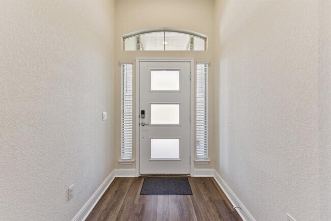 Building Photo - 16705 Marcello Dr