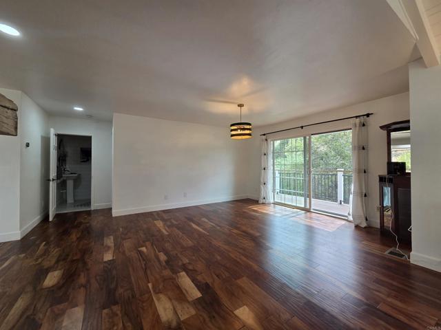 Foto del edificio - 1165 Midway Dr