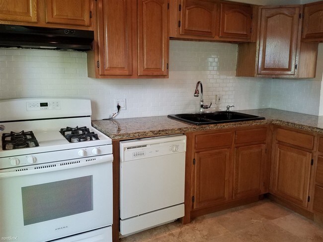 Building Photo - 2 br, 2 bath Condo - Bougain-Villa Condos
