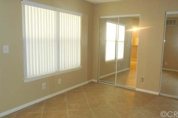 Building Photo - 10655 Lemon Ave