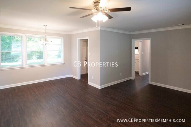 Foto del edificio - 964 Enfield Rd