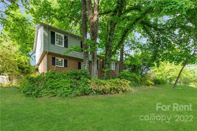 Building Photo - 929 Eaglewood Ave