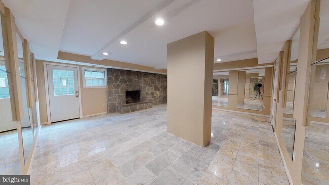 Foto del edificio - 5439 Richenbacher Ave