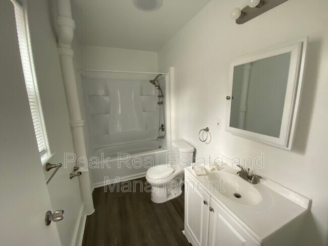 Foto del edificio - 1064 Dunham St SE