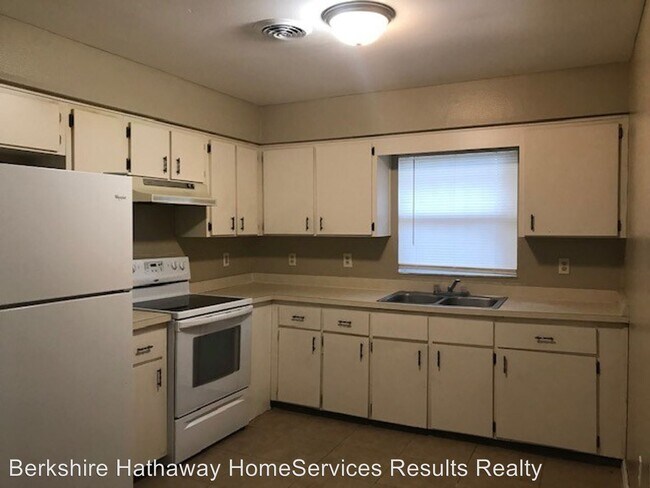 Building Photo - 3 br, 2 bath House - 38 E. Ella J Gilmore St