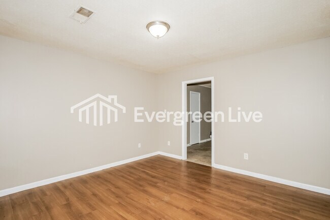 Foto del edificio - 3316 Sweet Springs Dr