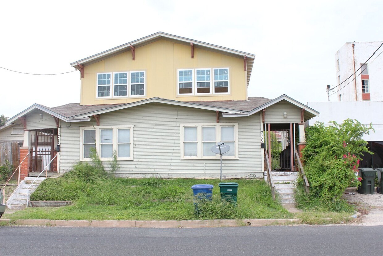 Foto principal - Charming Uptown Duplex in the Heart of Dow...