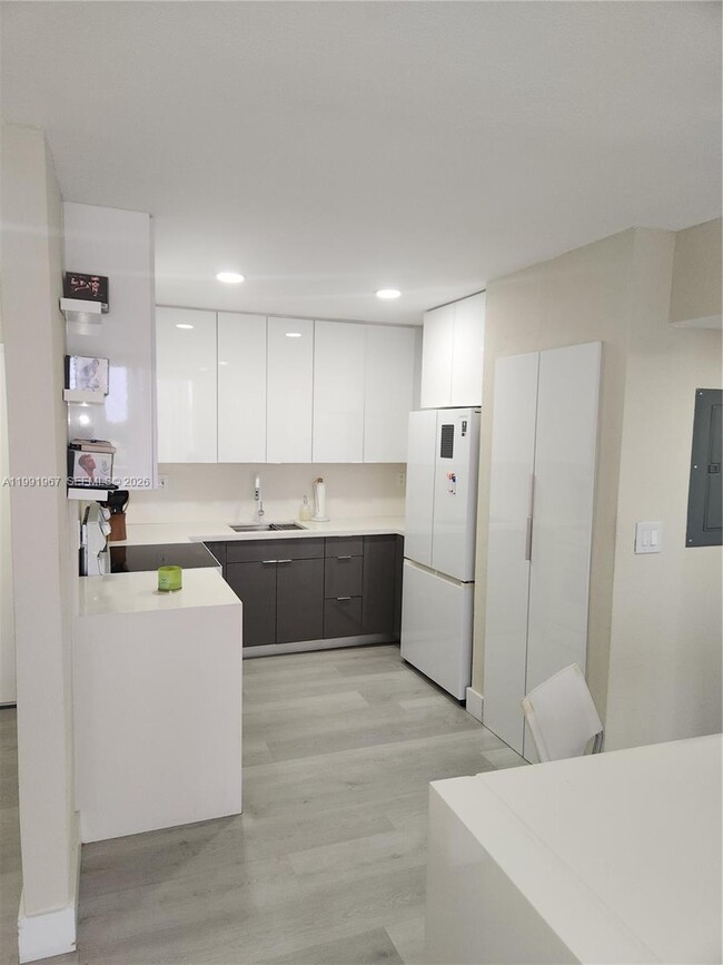 Foto del edificio - 3551 SW 9th Terrace