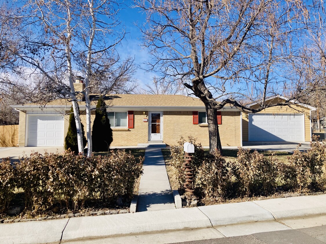 6055 Benton St, Arvada, CO 80003 House Rental in Arvada, CO
