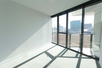Interior Photo - City Hyde Park