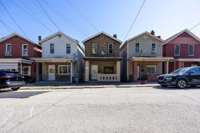 Foto del edificio - 1423 Ridge Ave