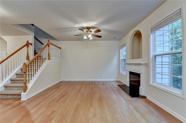 Building Photo - 1641 Tailmore Ln NW