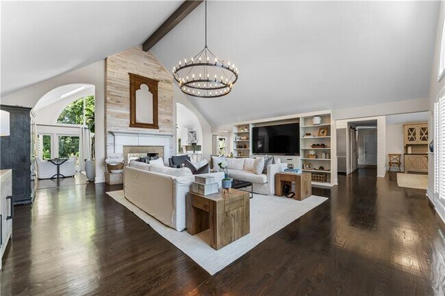 Foto del edificio - 345 Dogwood Trail