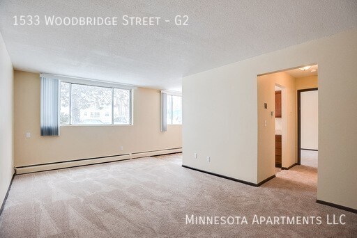 Building Photo - Beautiful Apartment near Larpenteur & Rice