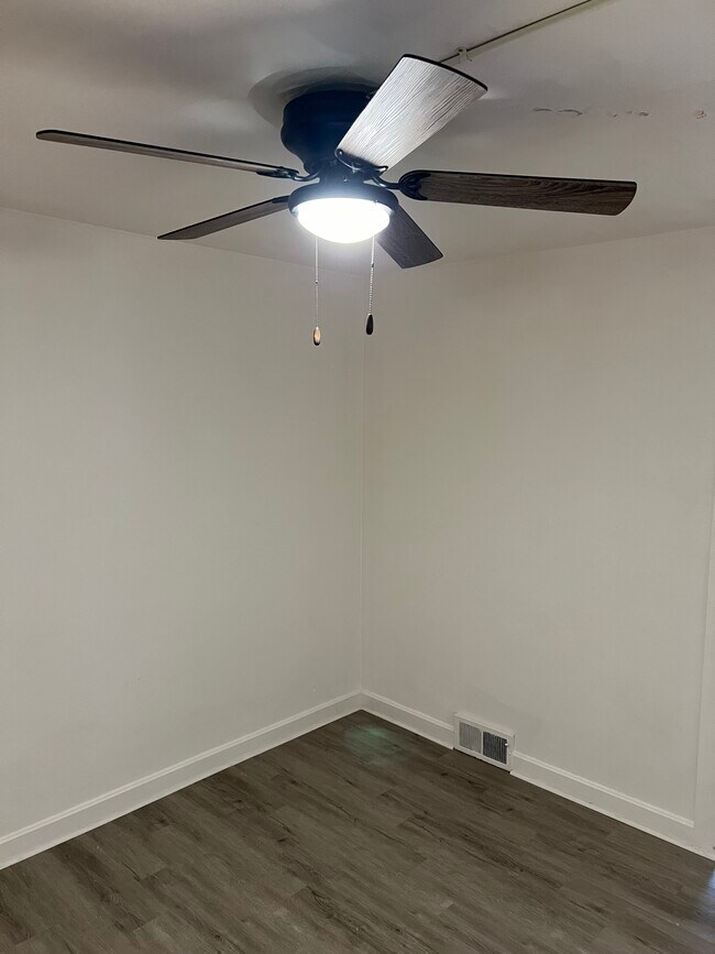 Foto del edificio - 831 18th Ave