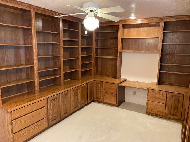 Building Photo - 132 N 170 E