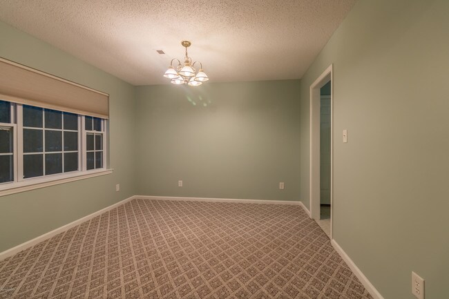 Building Photo - 441 NC-172