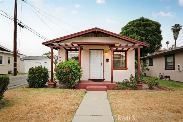 Primary Photo - 8219 5th St