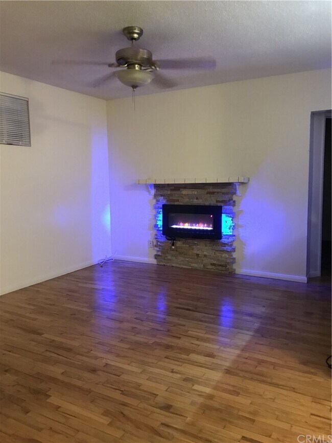 Fireplace in Living Room - 1877 San Francisco Ave