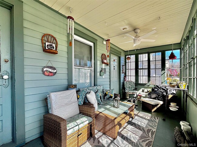 Building Photo - 9 Parker Ave