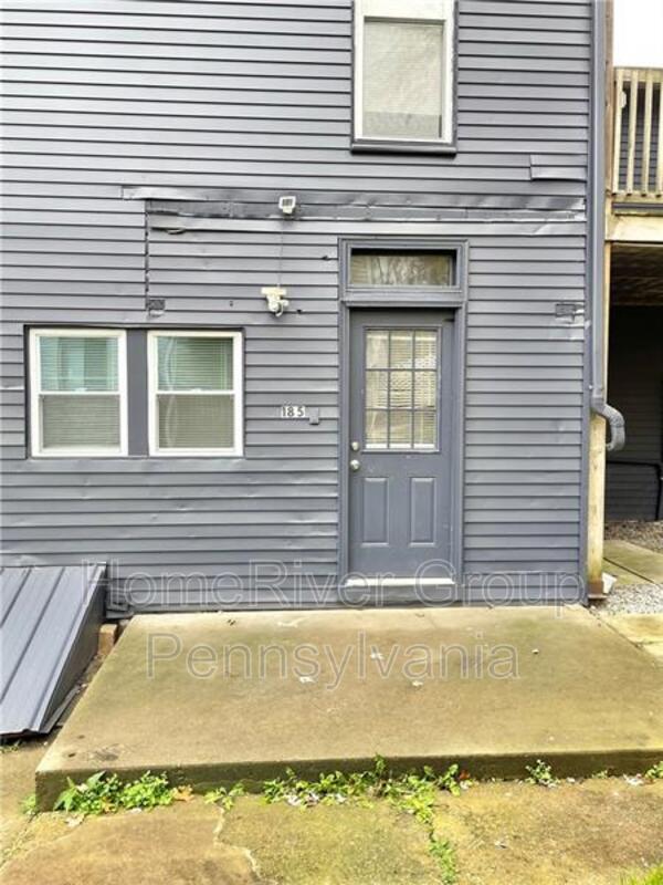 185 McGovern Blvd Unit Apt 1, Glenwillard, PA 15046 Condo for Rent in