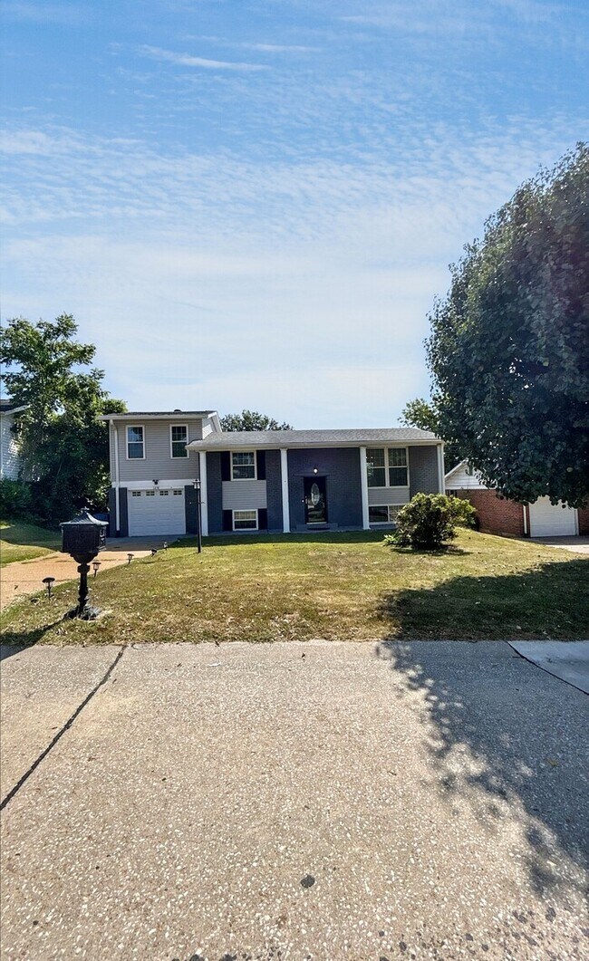 Foto del edificio - 1278 Roth Hill Dr
