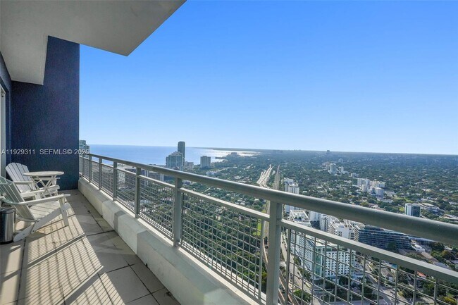 Building Photo - 60 SW 13th St