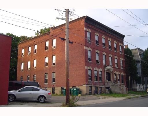 Primary Photo - 7 Montgomery St